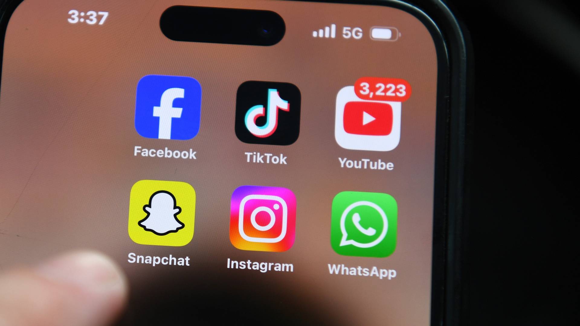 New businesses hardest hit by social media algorithm opt-out plans